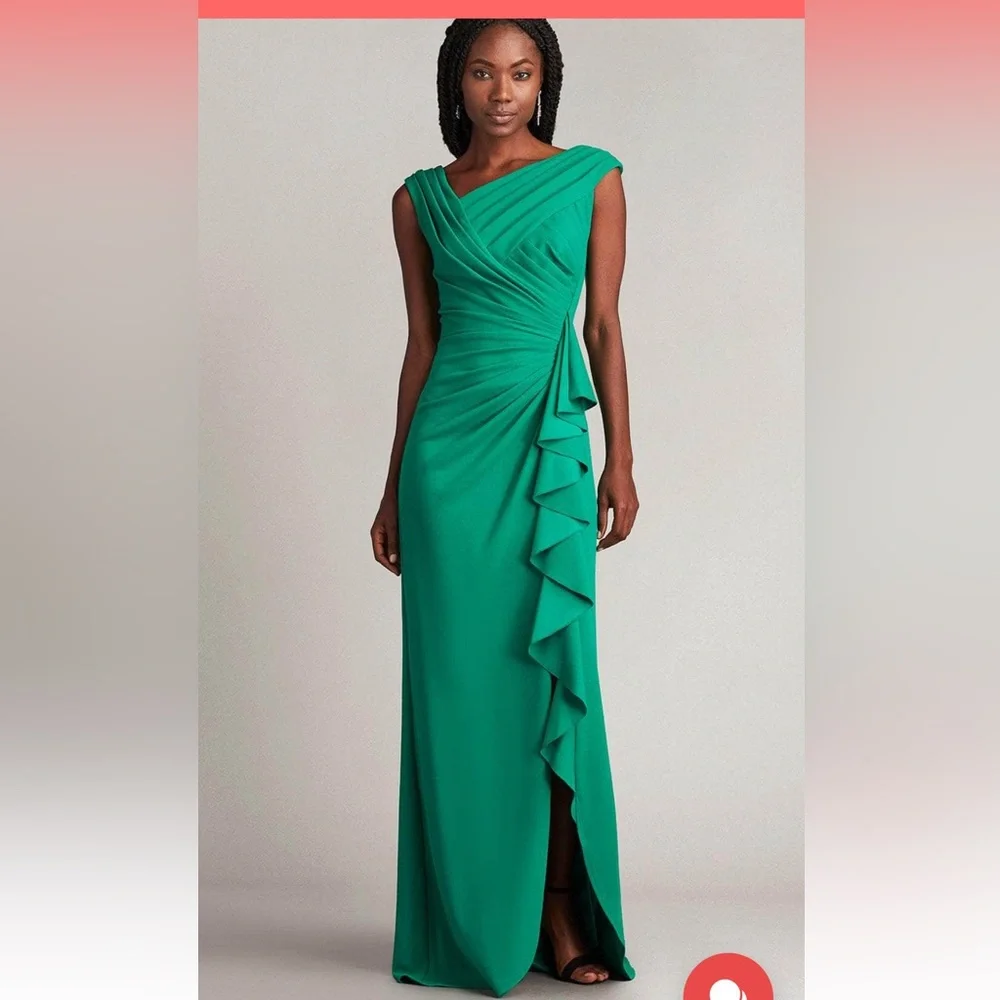 Tadashi Shoji Green evening dress - Picture 1 of 15